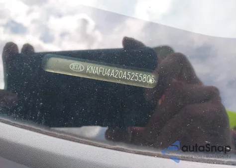 2010 Kia Forte Ex z USA, uszkodzony, nr VIN KNAFU4A20A5255805